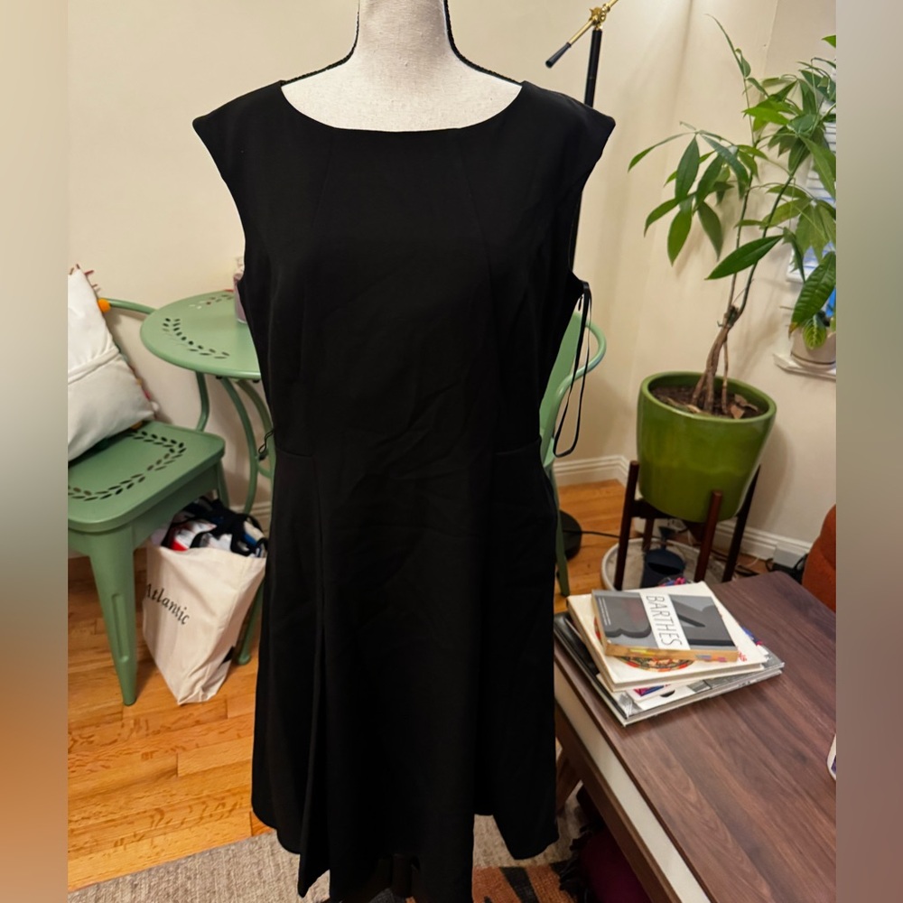 Calvin Klein Classic Black Midi Dress